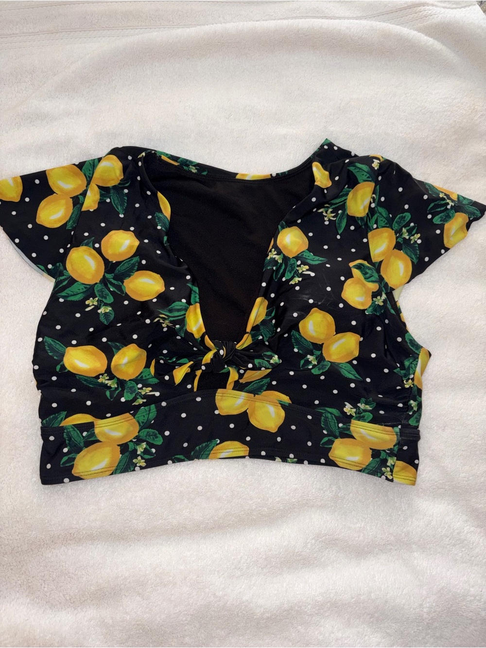 torrid Black Lemon Print Tie-Front Crop Top size 0